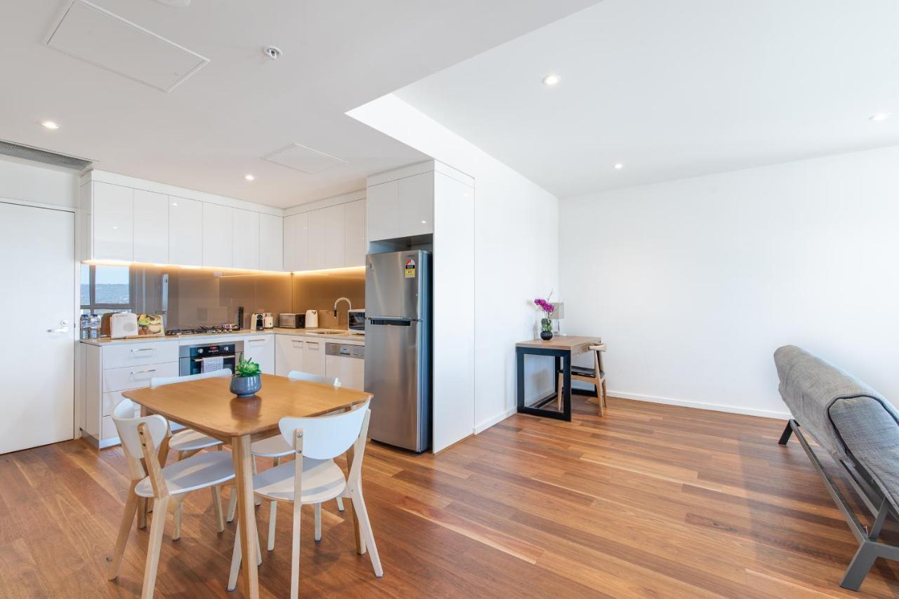Vision On Morphett Adelaide Central ภายนอก รูปภาพ